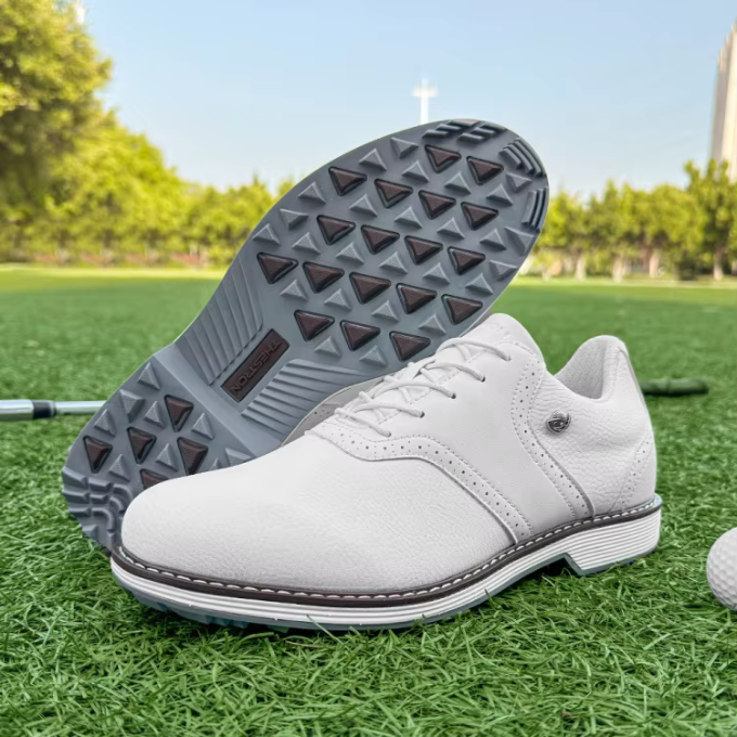 Fairway Classic Golf Shoe